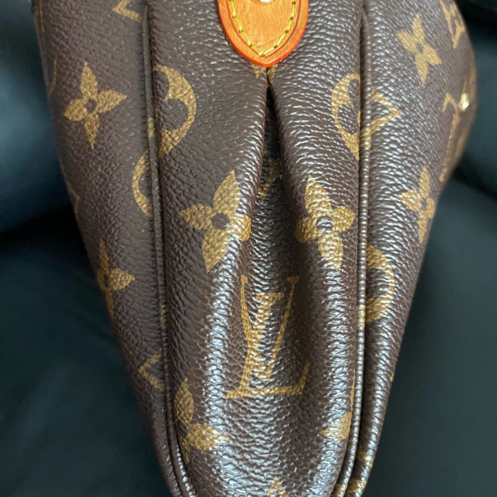 Louis Vuitton Classic Brown Monogram Clutch - Picture 3 of 14